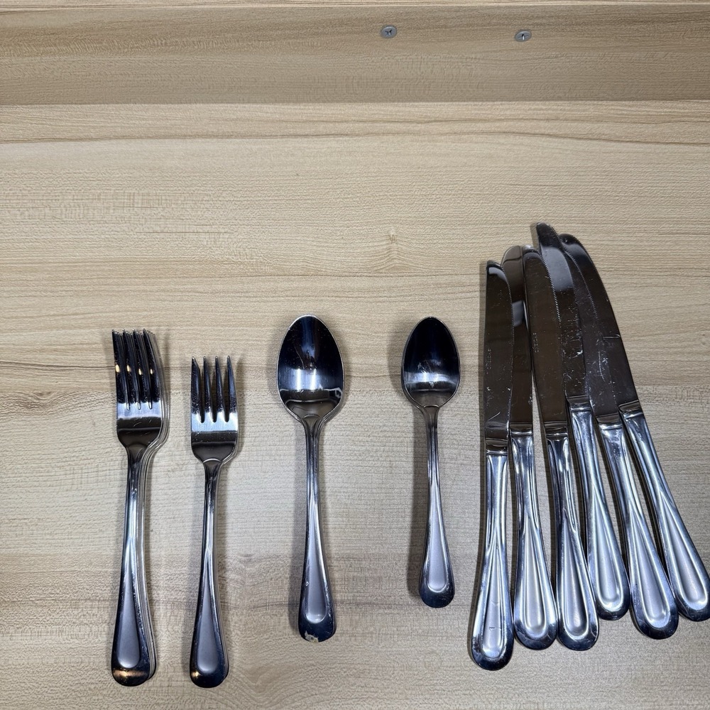 Oneida Stainless Flatware SATIN SAND DUNE‎ 28Pc Service for 5 ***READ***